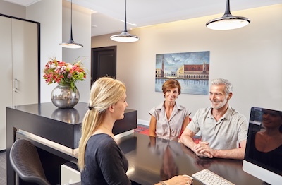 Empfang und Vorbereitung in der ALTA Klinik