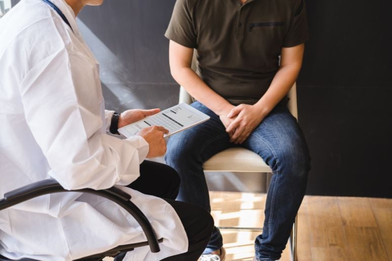 Prostatakrebs Symptome - Gespräch beim Arzt