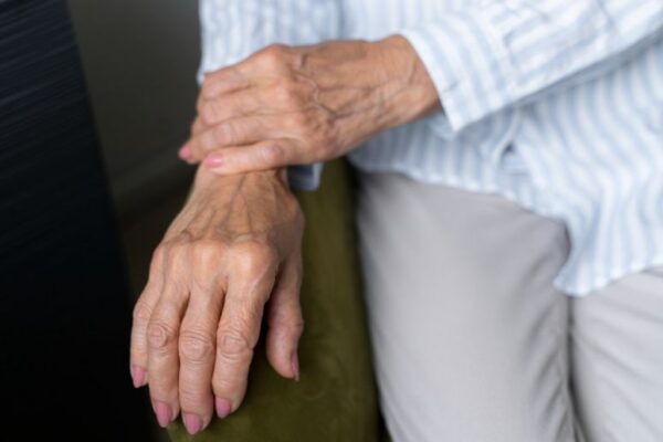Arthritis der Hand: Ursache, MRT-Diagnostik & Therapie | ALTA Klinik